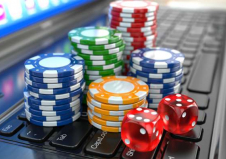 Should UK Gamblers Choose Physical or Online Casinos (1).jpg